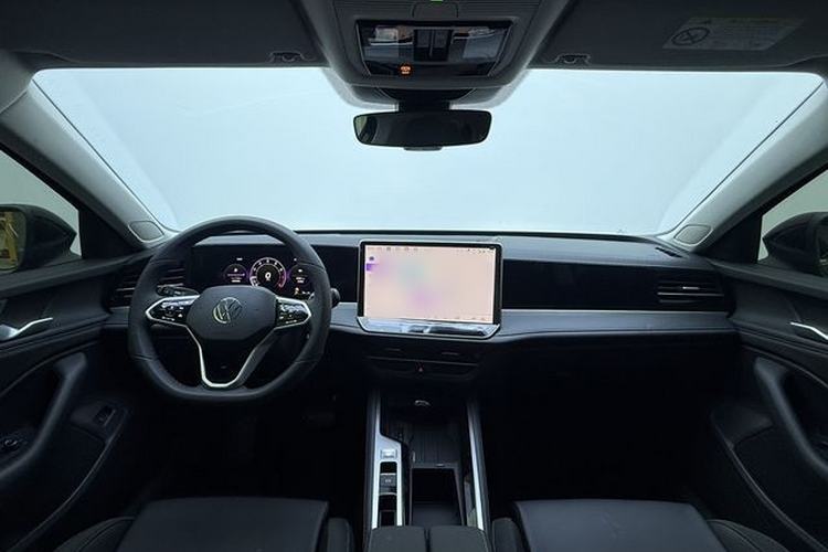 Used Volkswagen Magotan 2024 300TSI DSG Prestige Edition—A Real Eye-Catcher Instrument Cluster