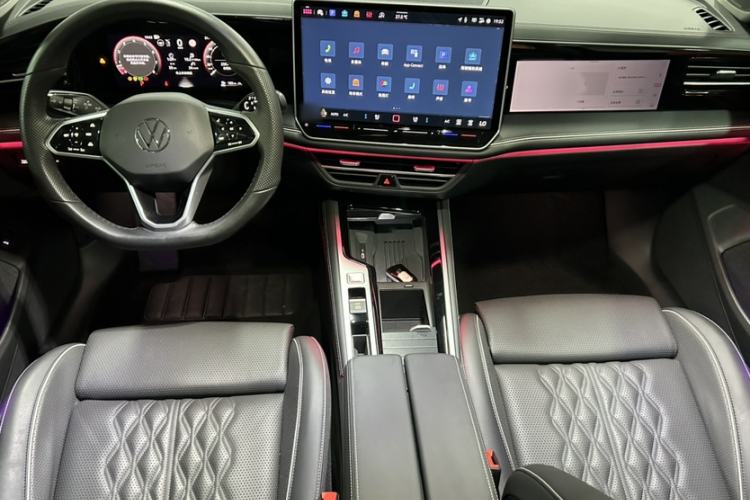 Used Volkswagen Magotan 2024 380TSI DSG Ultimate Edition Interior 1