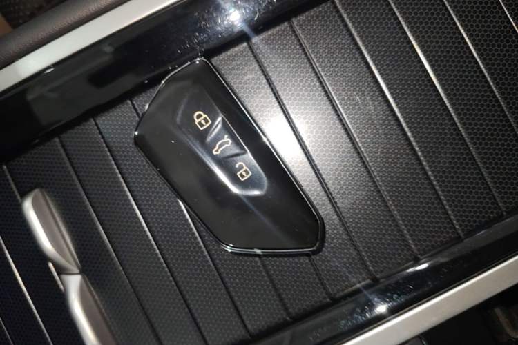 Used Volkswagen Magotan 2024 380TSI DSG Prestige Edition DaMai Package Interior 1