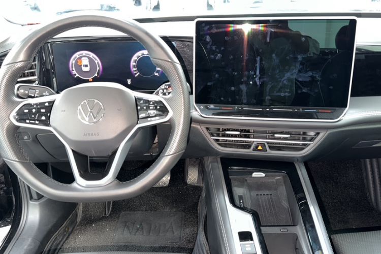 Used Volkswagen Magotan 2024 380TSI DSG Ultimate Edition Interior 7