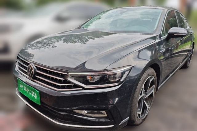 Used Volkswagen Magotan 2024 2 Million Units Zhongxiang Version 330TSI DSG Luxury Edition