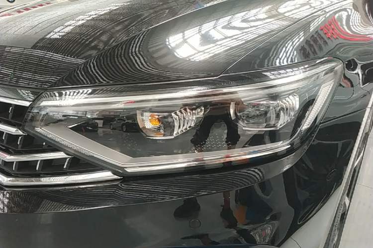 Used Volkswagen Magotan 2024 2 Million Units Zhongxiang Version 330TSI DSG Luxury Edition Left Front Headlight