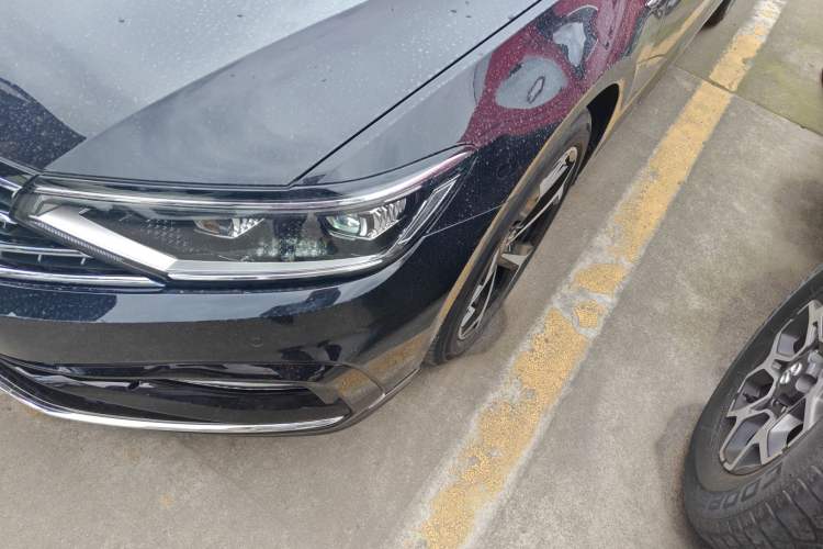 Used Volkswagen Magotan 2024 2 Million Units Zhongxiang Version 330TSI DSG Luxury Edition Left Front Headlight