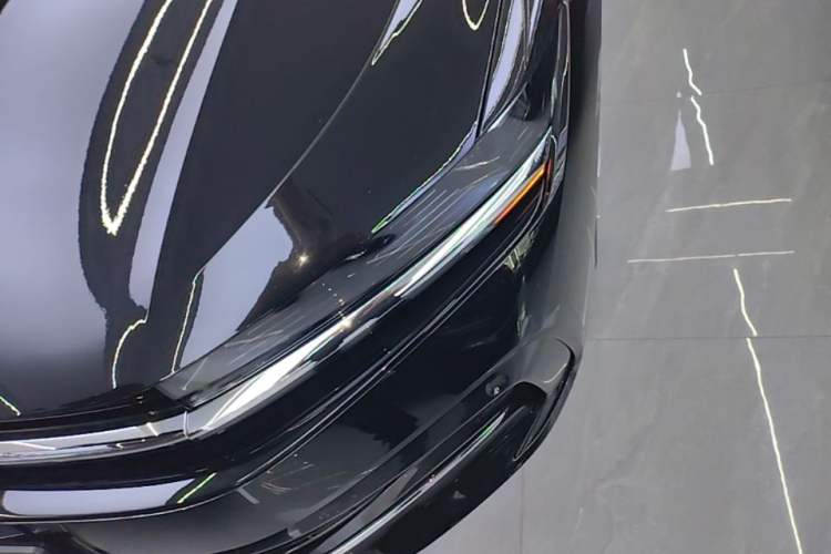 Used Volkswagen Magotan 2024 300TSI DSG Prestige Edition—A Real Eye-Catcher Left Front Headlight