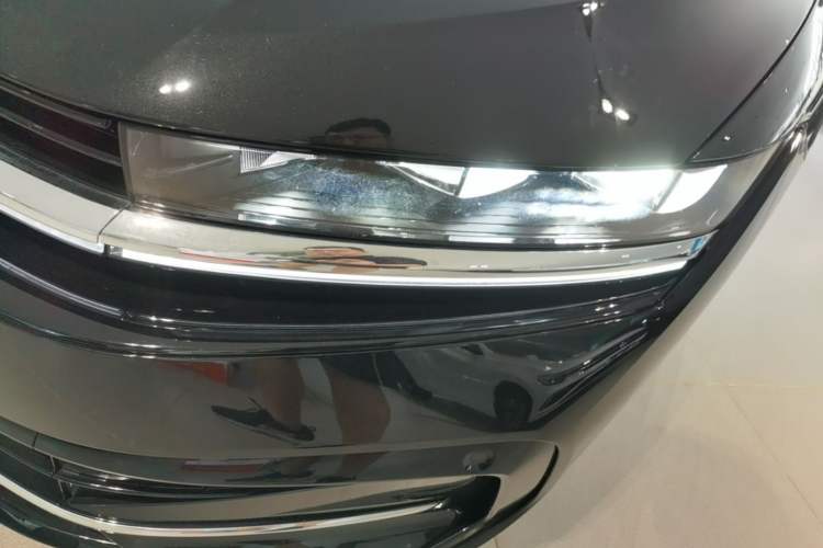Used Volkswagen Magotan 2024 380TSI DSG Ultimate Edition Left Front Headlight