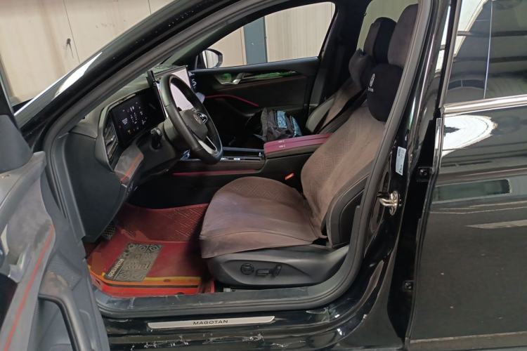 Used Volkswagen Magotan 2024 380TSI DSG Prestige Edition DaMai Package Left Front Seat