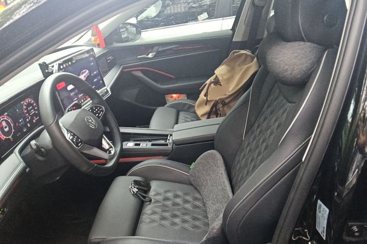 Used Volkswagen Magotan 2024 380TSI DSG Prestige Edition DaMai Package Left Front Seat