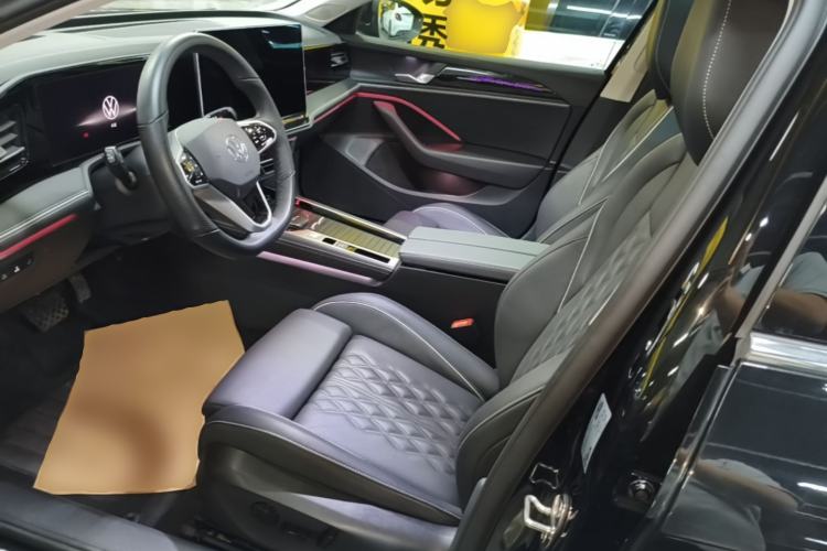 Used Volkswagen Magotan 2024 380TSI DSG Prestige Edition DaMai Package Left Front Seat