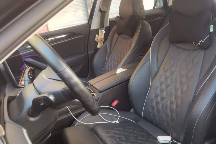 Used Volkswagen Magotan 2024 380TSI DSG Prestige Edition DaMai Package Left Front Seat