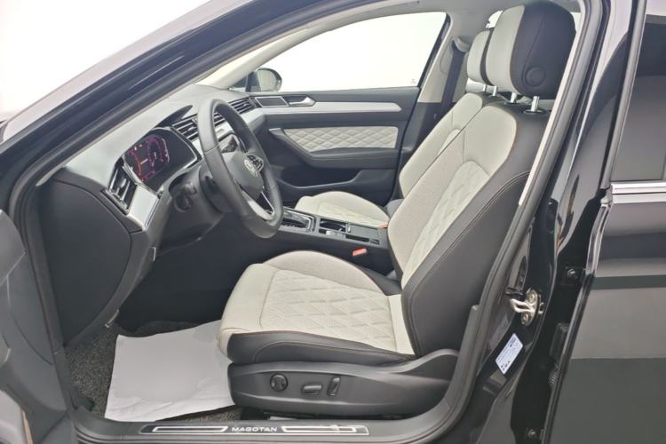 Used Volkswagen Magotan 2024 2 Million Units Zhongxiang Version 330TSI DSG Luxury Edition Left Front Seat