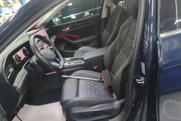 Used Volkswagen Magotan 2024 380TSI DSG Ultimate Edition Left Front Seat