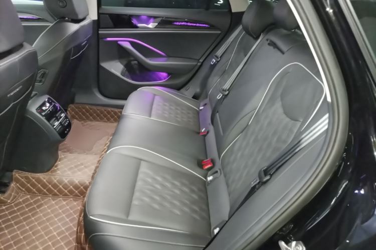 Used Volkswagen Magotan 2024 380TSI DSG Prestige Edition DaMai Package Left Rear Seat