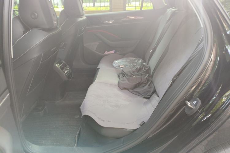 Used Volkswagen Magotan 2024 380TSI DSG Prestige Edition DaMai Package Left Rear Seat