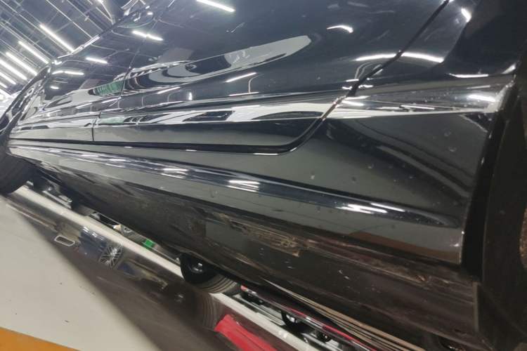 Used Volkswagen Magotan 2024 2 Million Units Zhongxiang Version 330TSI DSG Luxury Edition Left Side Sill