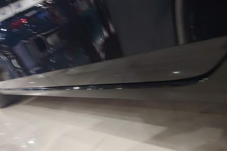 Used Volkswagen Magotan 2024 380TSI DSG Ultimate Edition Left Side Sill