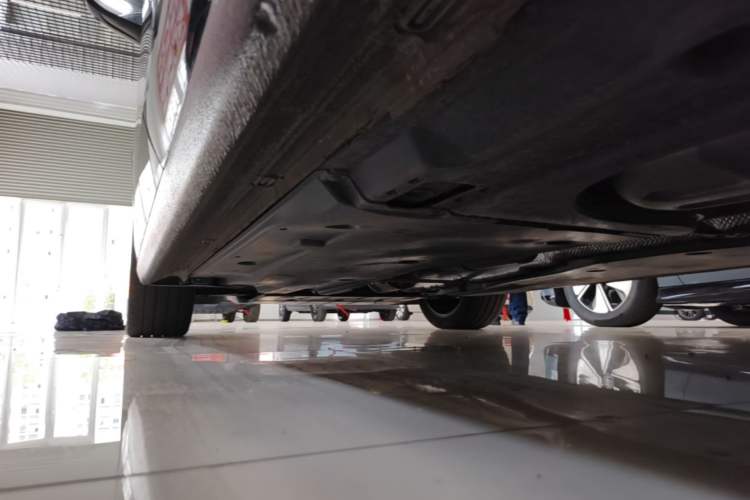 Used Volkswagen Magotan 2024 380TSI DSG Ultimate Edition Left Side Sill