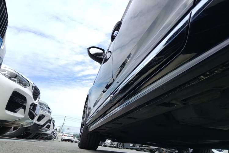 Used Volkswagen Magotan 2024 2 Million Units Zhongxiang Version 330TSI DSG Luxury Edition Left Side Sill
