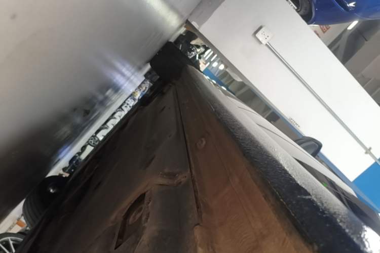 Used Volkswagen Magotan 2024 380TSI DSG Ultimate Edition Left Side Sill