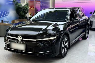 Used Volkswagen Magotan 2024 300TSI DSG Prestige Edition—A Real Eye-Catcher