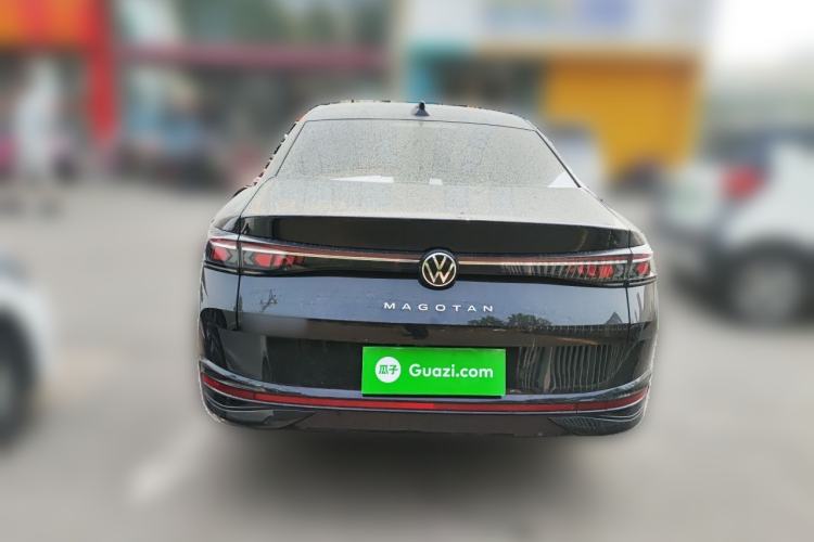 Used Volkswagen Magotan 2024 300TSI DSG Prestige Edition—A Real Eye-Catcher Rear