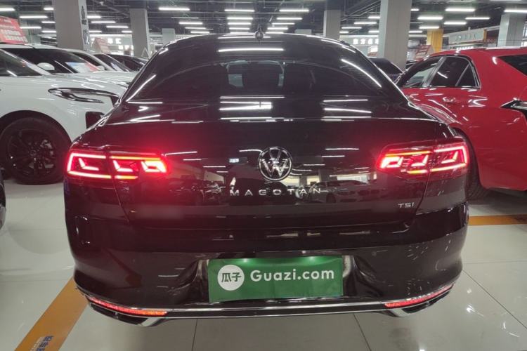 Used Volkswagen Magotan 2024 2 Million Units Zhongxiang Version 330TSI DSG Luxury Edition Rear