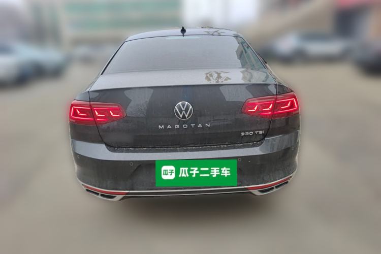 Used Volkswagen Magotan 2024 2 Million Units Zhongxiang Version 330TSI DSG Luxury Edition Rear