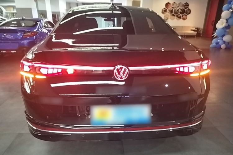 Used Volkswagen Magotan 2024 380TSI DSG Ultimate Edition Rear
