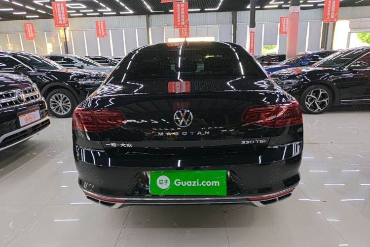 Used Volkswagen Magotan 2024 2 Million Units Zhongxiang Version 330TSI DSG Luxury Edition Rear