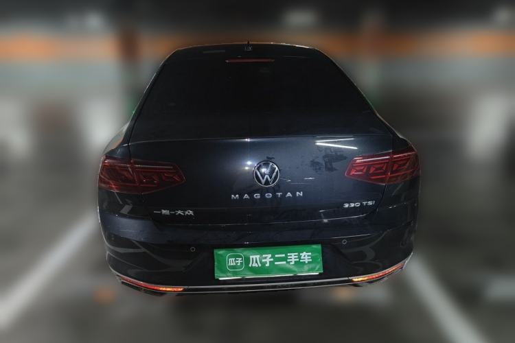 Used Volkswagen Magotan 2024 2 Million Units Zhongxiang Version 330TSI DSG Luxury Edition Rear