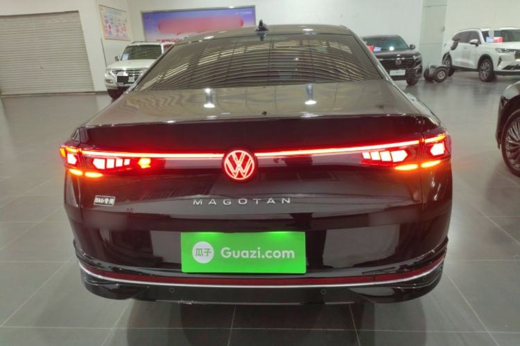 Used Volkswagen Magotan 2024 380TSI DSG Prestige Edition DaMai Package Rear
