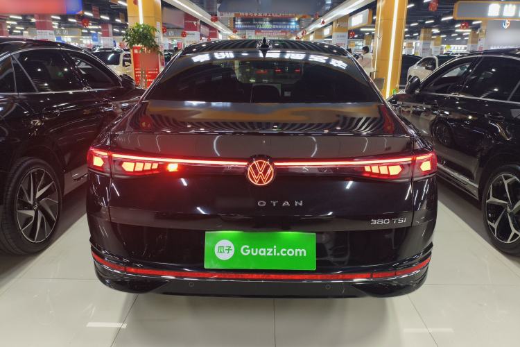 Used Volkswagen Magotan 2024 380TSI DSG Prestige Edition DaMai Package Rear