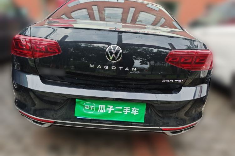Used Volkswagen Magotan 2024 2 Million Units Zhongxiang Version 330TSI DSG Luxury Edition Rear