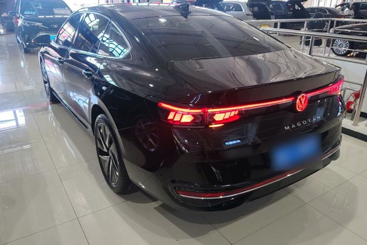 Used Volkswagen Magotan 2024 380TSI DSG Prestige Edition DaMai Package Rear Left 45 Deg