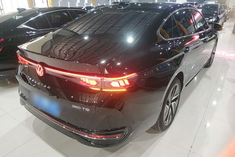 Used Volkswagen Magotan 2024 380TSI DSG Prestige Edition DaMai Package Rear Right 45 Deg