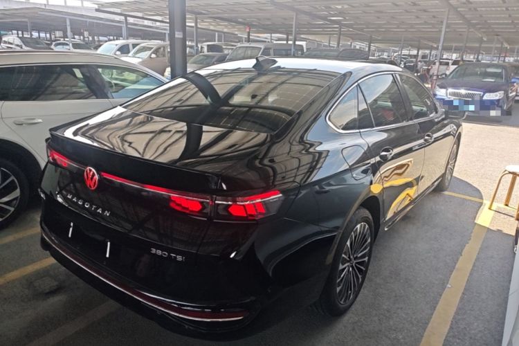Used Volkswagen Magotan 2024 380TSI DSG Prestige Edition DaMai Package Rear Right 45 Deg