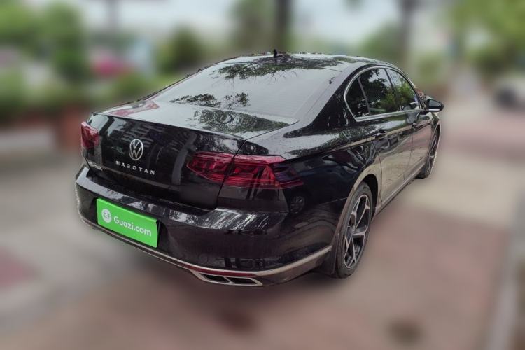 Used Volkswagen Magotan 2024 2 Million Units Zhongxiang Version 330TSI DSG Luxury Edition Rear Right 45 Deg