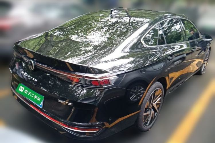 Used Volkswagen Magotan 2024 380TSI DSG Prestige Edition DaMai Package Rear Right 45 Deg