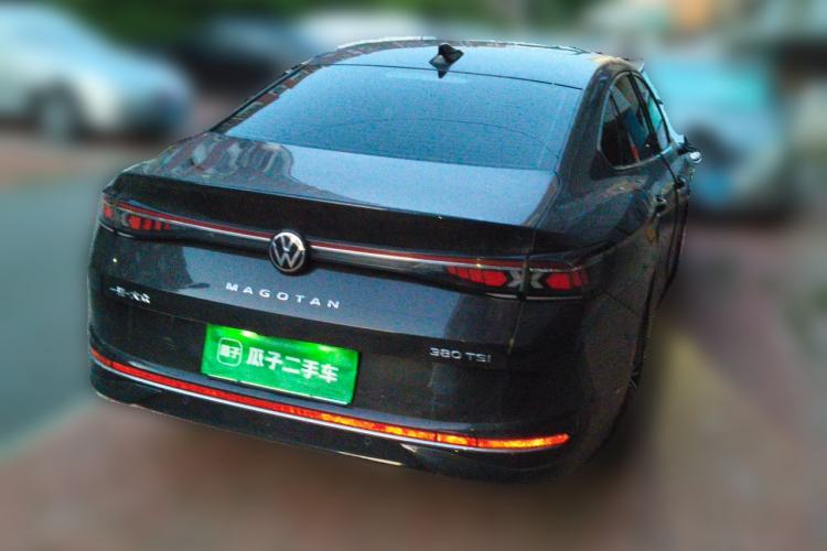 Used Volkswagen Magotan 2024 380TSI DSG Prestige Edition DaMai Package Rear Right 45 Deg