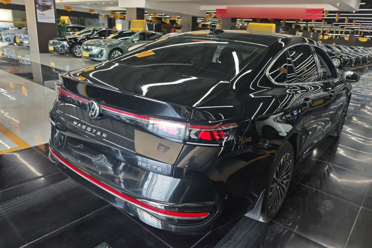 Used Volkswagen Magotan 2024 380TSI DSG Prestige Edition DaMai Package Rear Right 45 Deg