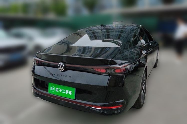 Used Volkswagen Magotan 2024 380TSI DSG Prestige Edition DaMai Package Rear Right 45 Deg
