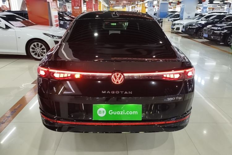 Used Volkswagen Magotan 2024 380TSI DSG Prestige Edition Rear
