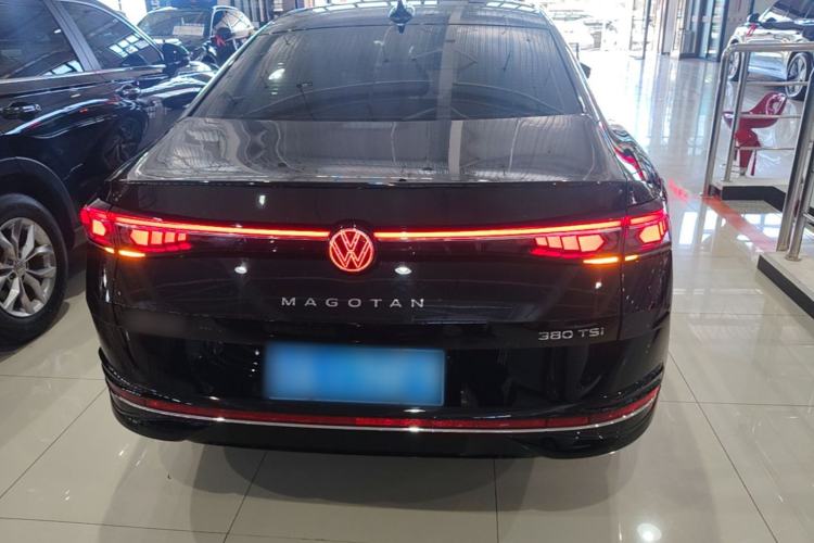 Used Volkswagen Magotan 2024 380TSI DSG Prestige Edition DaMai Package Rear