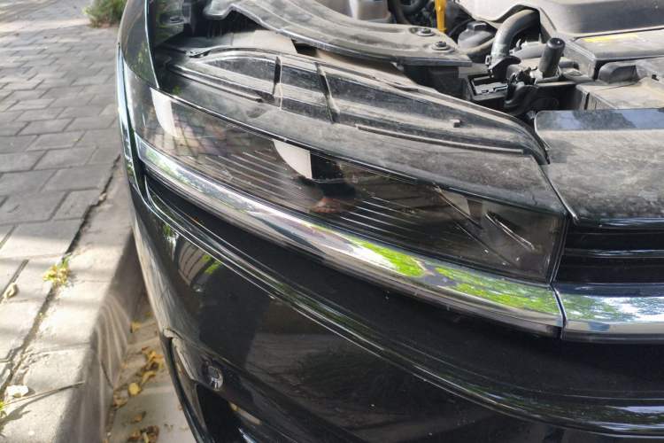Used Volkswagen Magotan 2024 380TSI DSG Prestige Edition DaMai Package Right Front Headlight