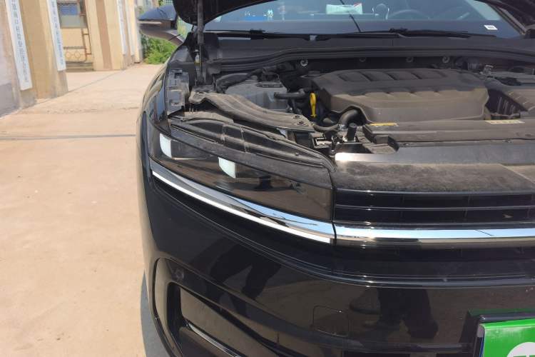 Used Volkswagen Magotan 2024 380TSI DSG Prestige Edition DaMai Package Right Front Headlight