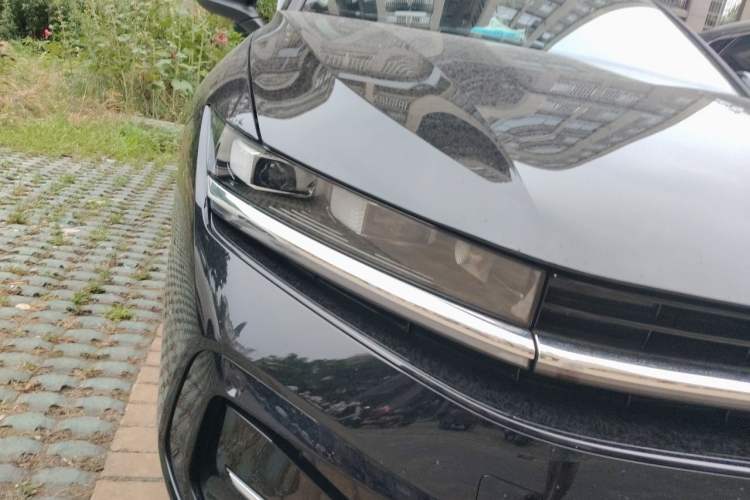 Used Volkswagen Magotan 2024 380TSI DSG Prestige Edition DaMai Package Right Front Headlight
