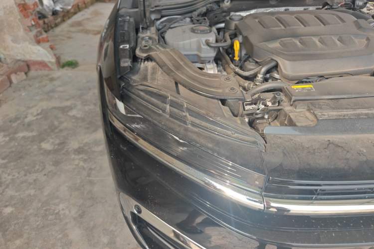 Used Volkswagen Magotan 2024 380TSI DSG Prestige Edition DaMai Package Right Front Headlight