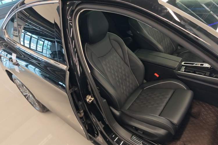 Used Volkswagen Magotan 2024 380TSI DSG Prestige Edition DaMai Package Right Front Seat