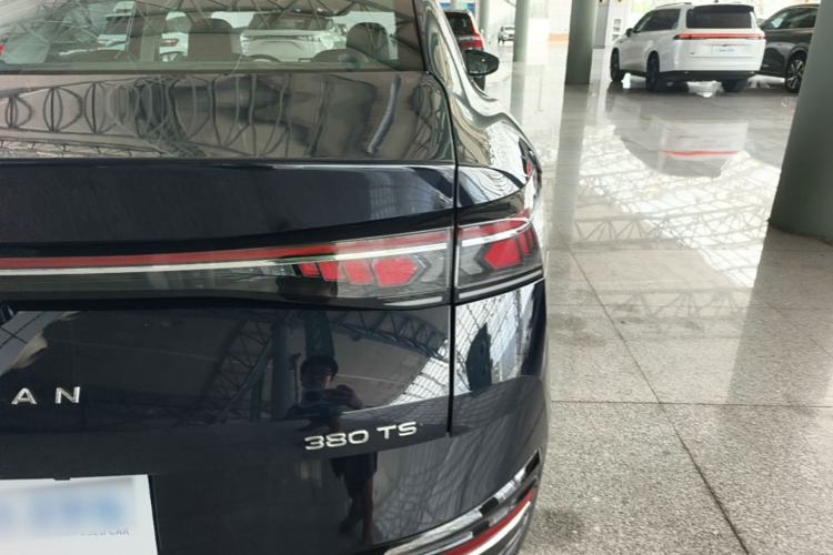 Used Volkswagen Magotan 2024 380TSI DSG Ultimate Edition Right Rear Taillight