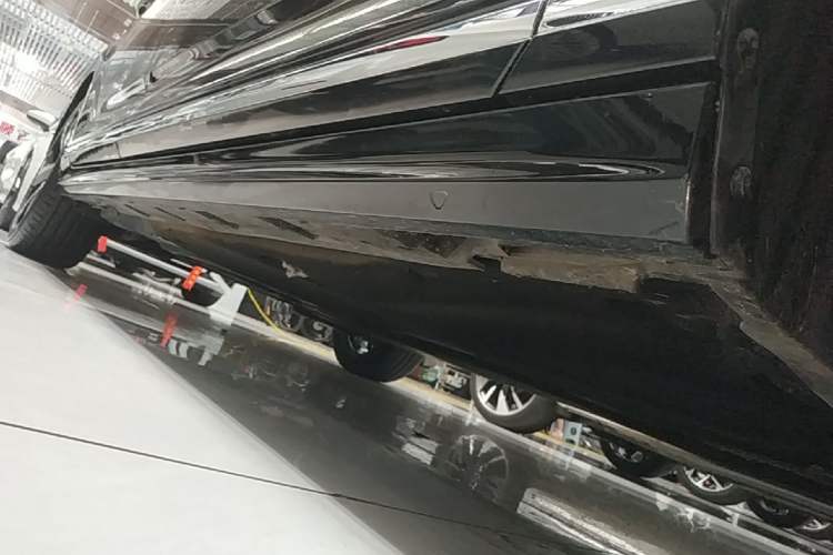 Used Volkswagen Magotan 2024 2 Million Units Zhongxiang Version 330TSI DSG Luxury Edition Right Side Sill