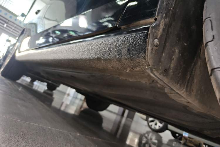 Used Volkswagen Magotan 2024 380TSI DSG Prestige Edition DaMai Package Right Side Sill